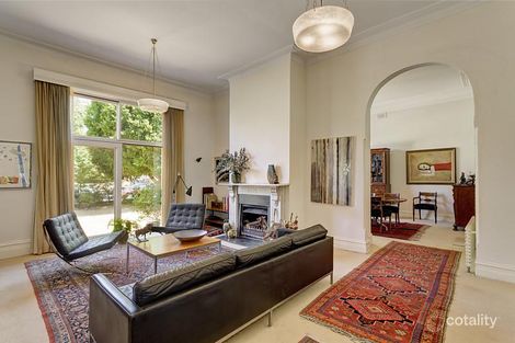 Property photo of 20 Belmont Avenue Kew VIC 3101