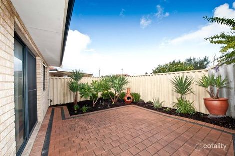 Property photo of 2/22 Penelope Place Innaloo WA 6018
