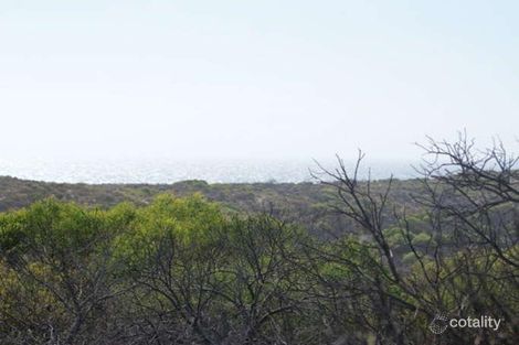 11 Abrolhos Cl, Greenough, WA 6532