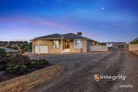 3 Lilian Ct, Kinglake, VIC 3763