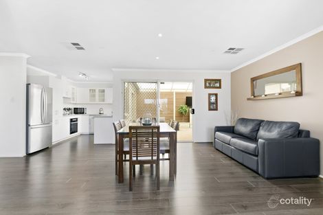 Property photo of 5 Mowbray Terrace Happy Valley SA 5159