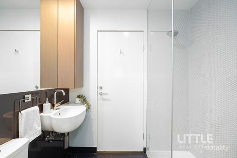 Property photo of 17/4 Bik Lane Fitzroy North VIC 3068