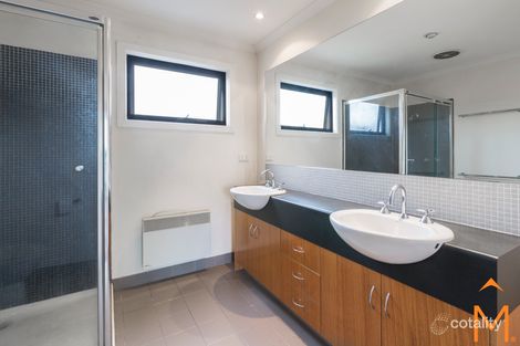 Property photo of 6 Rourke Lane Kensington VIC 3031