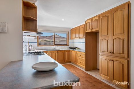 Property photo of 10 Botany Court Dingley Village VIC 3172
