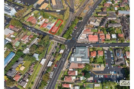 Property photo of 25 Bridge Street Coniston NSW 2500
