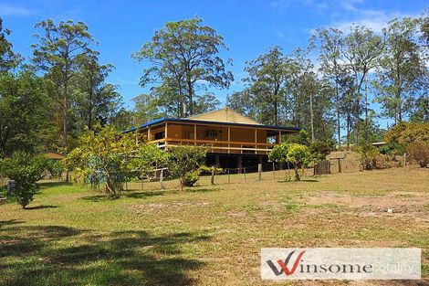 Property photo of 27 Brushbox Crescent Yarravel NSW 2440