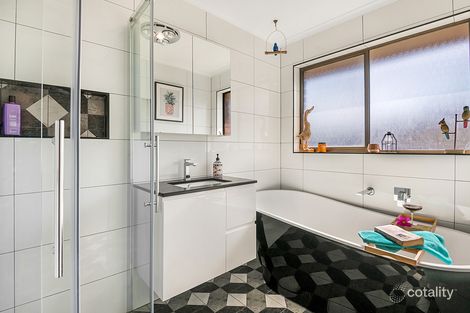 Property photo of 4 Timbarra Drive Golden Square VIC 3555