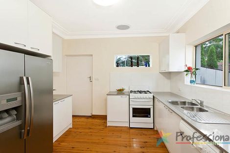 Property photo of 32 Warialda Street Kogarah NSW 2217