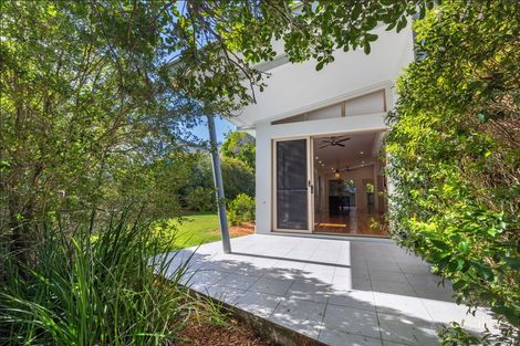 Property photo of 34 North Beach Place Mudjimba QLD 4564