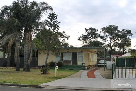 6 Papeete Ave, Lethbridge Park, NSW 2770