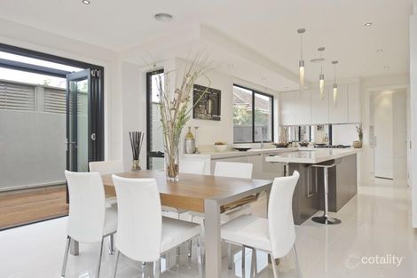 Property photo of 26 Kalonga Road Balwyn North VIC 3104
