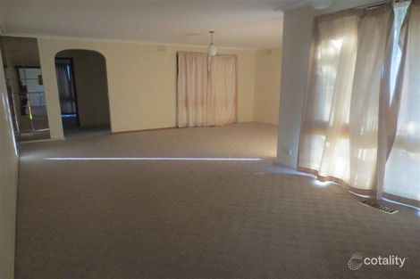 Property photo of 17 Chivalry Avenue Glen Waverley VIC 3150