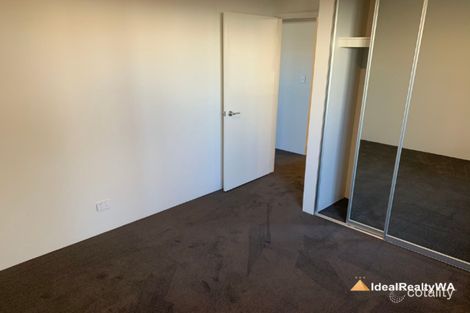 Property photo of 44 Minigwal Loop Hammond Park WA 6164