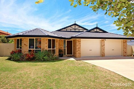 Property photo of 15 Clearmount Crescent Carindale QLD 4152