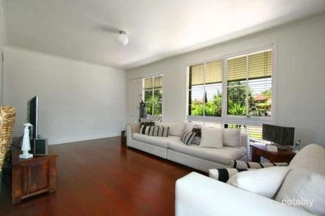 Property photo of 4 Central Road Cordeaux Heights NSW 2526