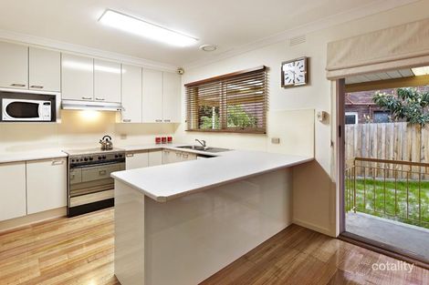 Property photo of 1 Beresford Close Doncaster East VIC 3109