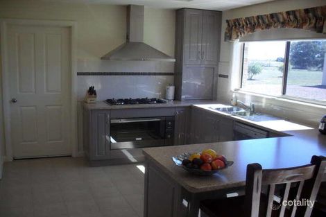 Property photo of 4 Mystic Place Leeton NSW 2705