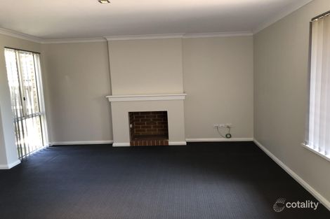 Property photo of 31 Lakefront Circle The Vines WA 6069