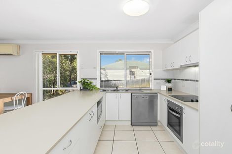 Property photo of 21 Heathwood Place Collingwood Park QLD 4301