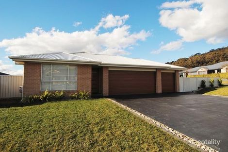 2 Acer Pl, South Bowenfels, NSW 2790
