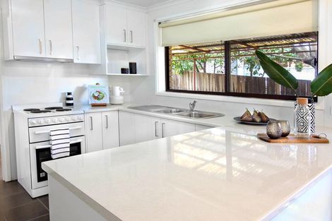 Property photo of 22 Greeves Street Wanniassa ACT 2903