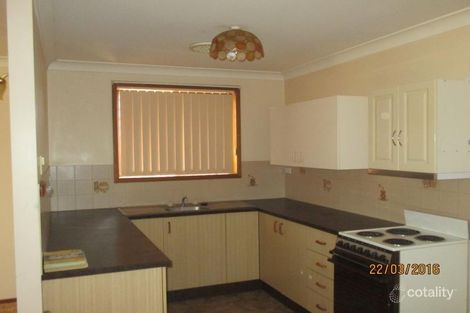 Property photo of 1/11 Illoura Street Hillvue NSW 2340