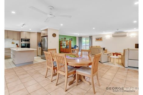 11 Blaxland Pl, Forest Lake, QLD 4078