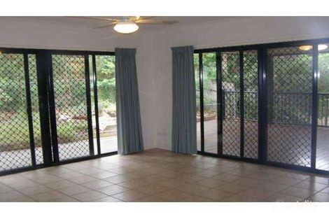 Property photo of 18 Hobart Avenue Camp Hill QLD 4152