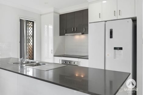 Property photo of 19 Willow Circuit Yarrabilba QLD 4207