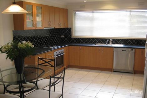 Property photo of 4 Vivian Court Doncaster VIC 3108