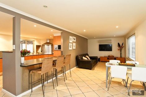 Property photo of 4 Keira Close Valentine NSW 2280