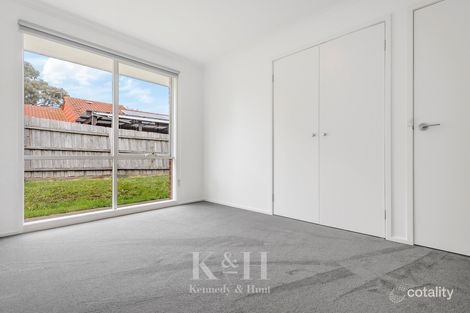 Property photo of 10 The Boulevard Gisborne VIC 3437