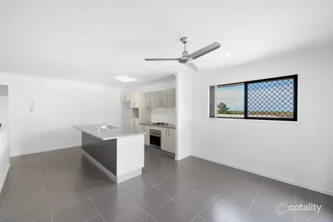 Property photo of 30 Blaxland Court Glen Eden QLD 4680