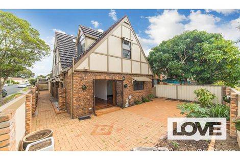 Property photo of 15 Roe Street Mayfield NSW 2304