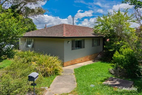 Property photo of 4 Baker Place Armidale NSW 2350