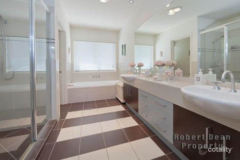 Property photo of 11 Balonne Avenue Sinnamon Park QLD 4073