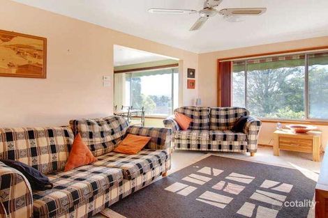 Property photo of 52 Edgeworth Avenue Kanahooka NSW 2530