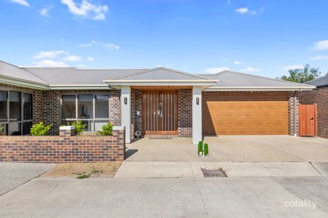5 Doe Ct, Mickleham, VIC 3064