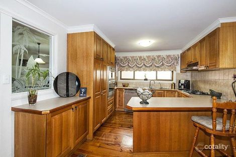 Property photo of 14 Borrowdale Court Mill Park VIC 3082