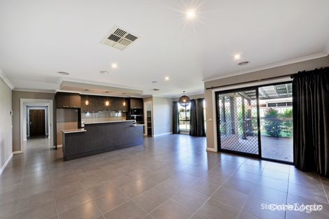 Property photo of 26 Cormorant Boulevard Kialla VIC 3631