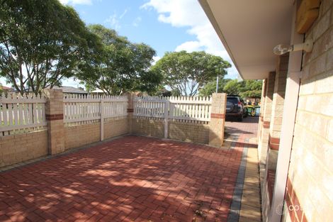 Property photo of 1/25 Woodloes Street Cannington WA 6107