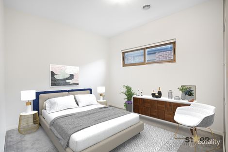 Property photo of 19 Embleton Chase Weir Views VIC 3338