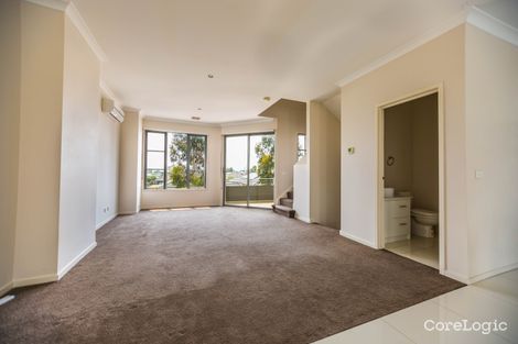 Property photo of 12/10 Mickleham Drive Cranbourne North VIC 3977