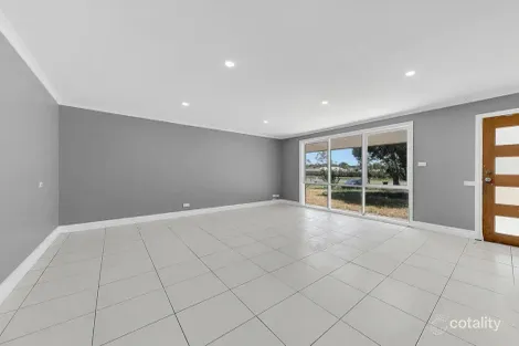 Property photo of 3 Black Flat Road Whittlesea VIC 3757