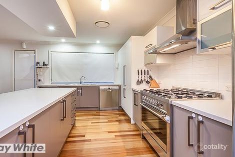 Property photo of 16 Lakeview Terrace Murrumba Downs QLD 4503