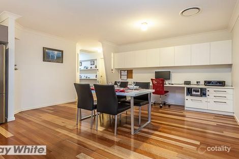 Property photo of 16 Lakeview Terrace Murrumba Downs QLD 4503