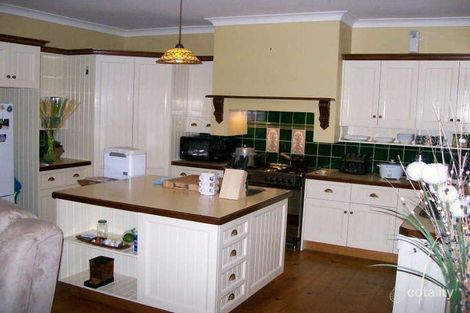 Property photo of 6 Harvey Close Brookfield QLD 4069