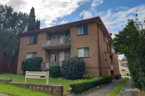 Property photo of 2/4 Rossi Street South Hurstville NSW 2221