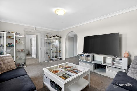 Property photo of 5 Iras Place Rosemeadow NSW 2560