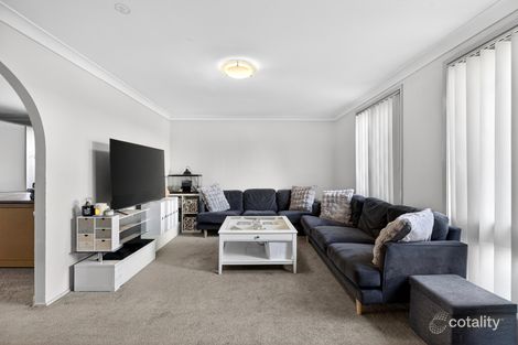 Property photo of 5 Iras Place Rosemeadow NSW 2560